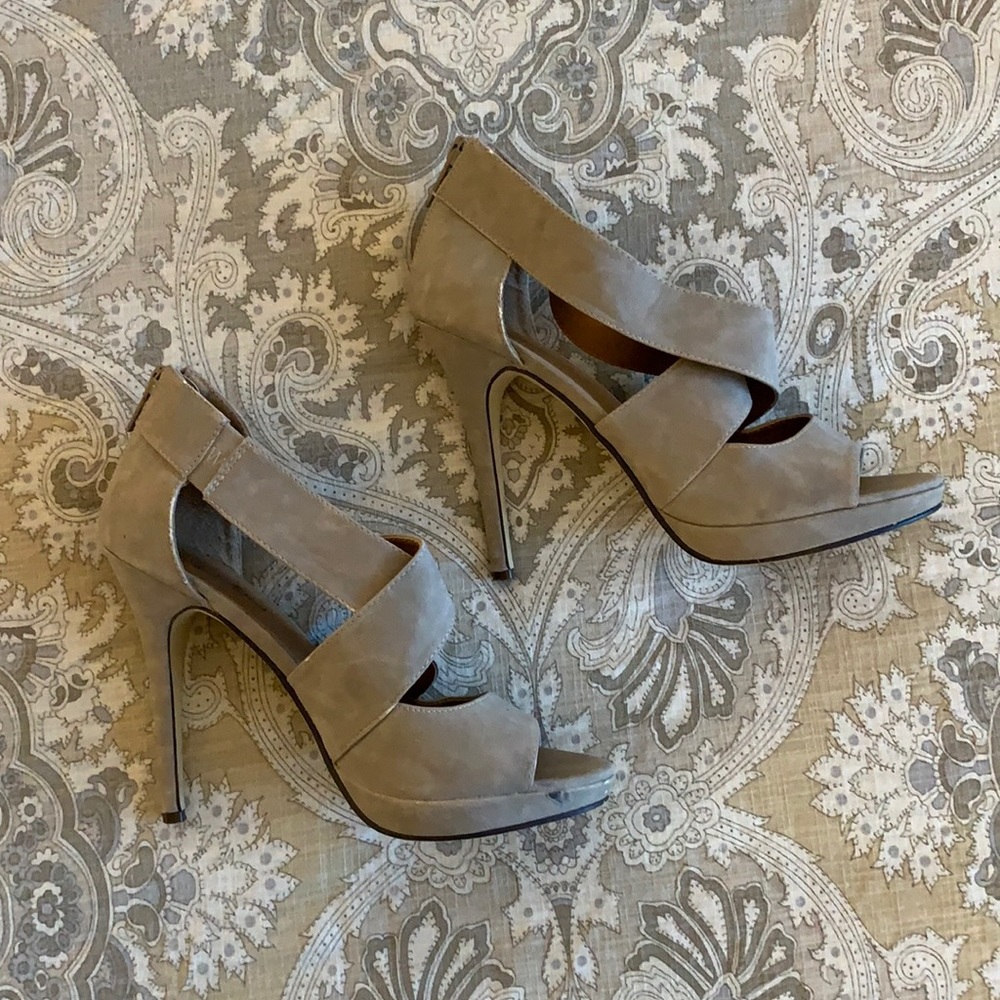Michael Antonio Heels